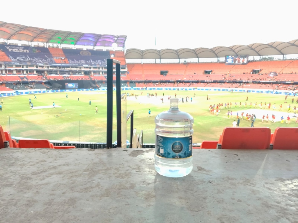 Aqua Bharat Stadium Jar